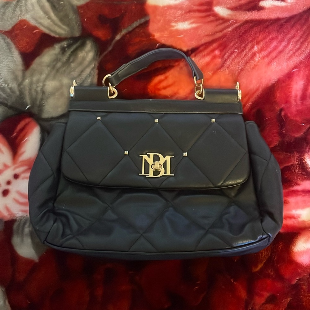 Black tote bag